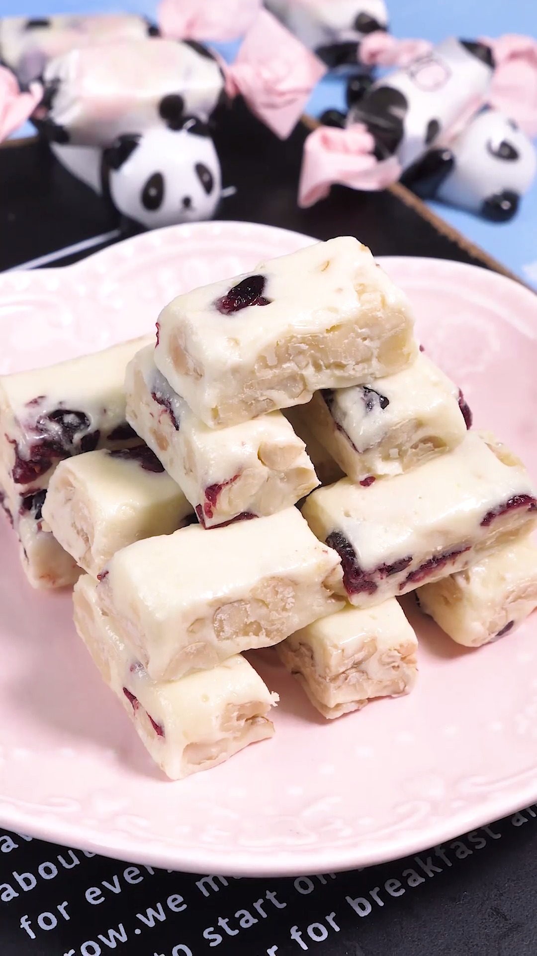 #美食#“妈妈牌”的牛轧糖,奶香味十足,软软的超好吃