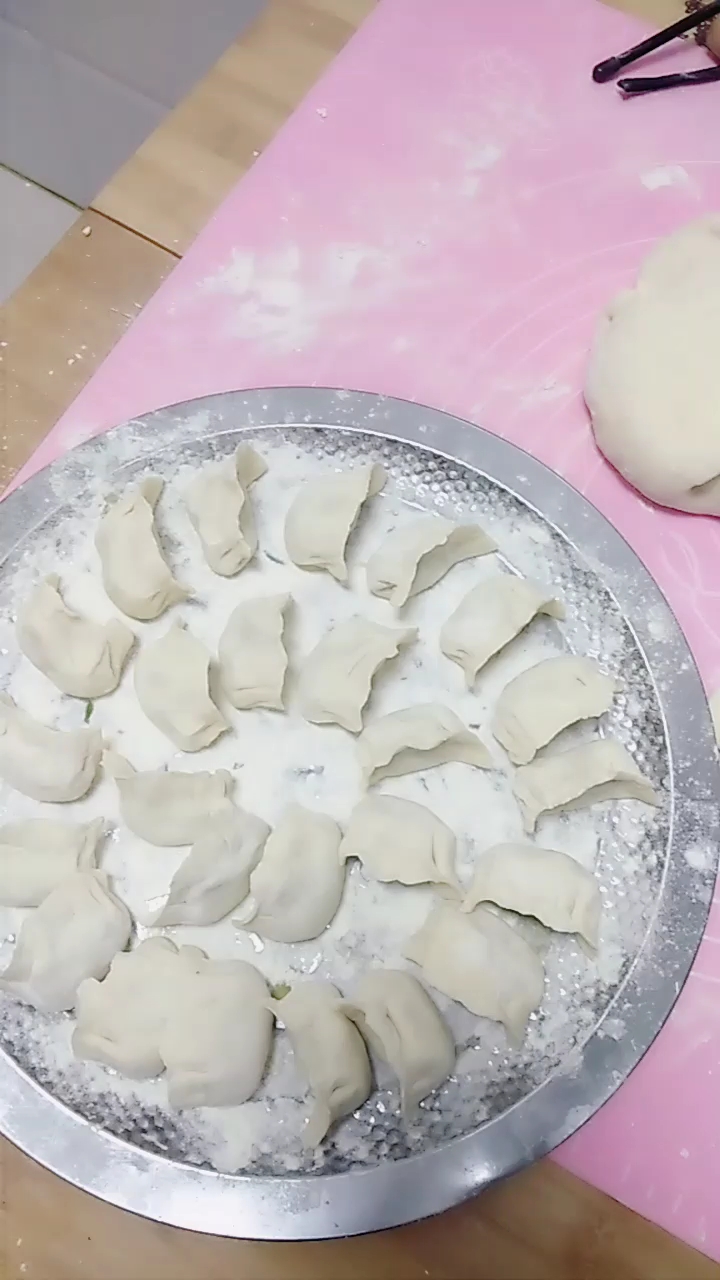 酸菜猪肉饺子