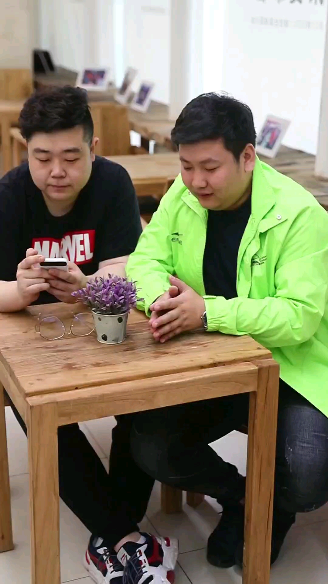 眼前看到的不一定是真实的,到底看见啥了,咱也不敢问!(上)