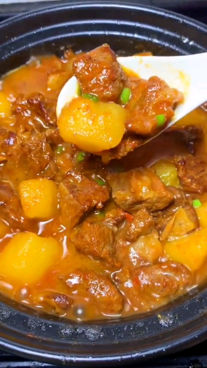 #美食#土豆烧牛肉
