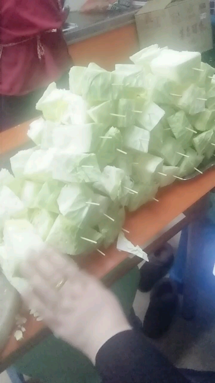 看看我们店里的大头菜串儿