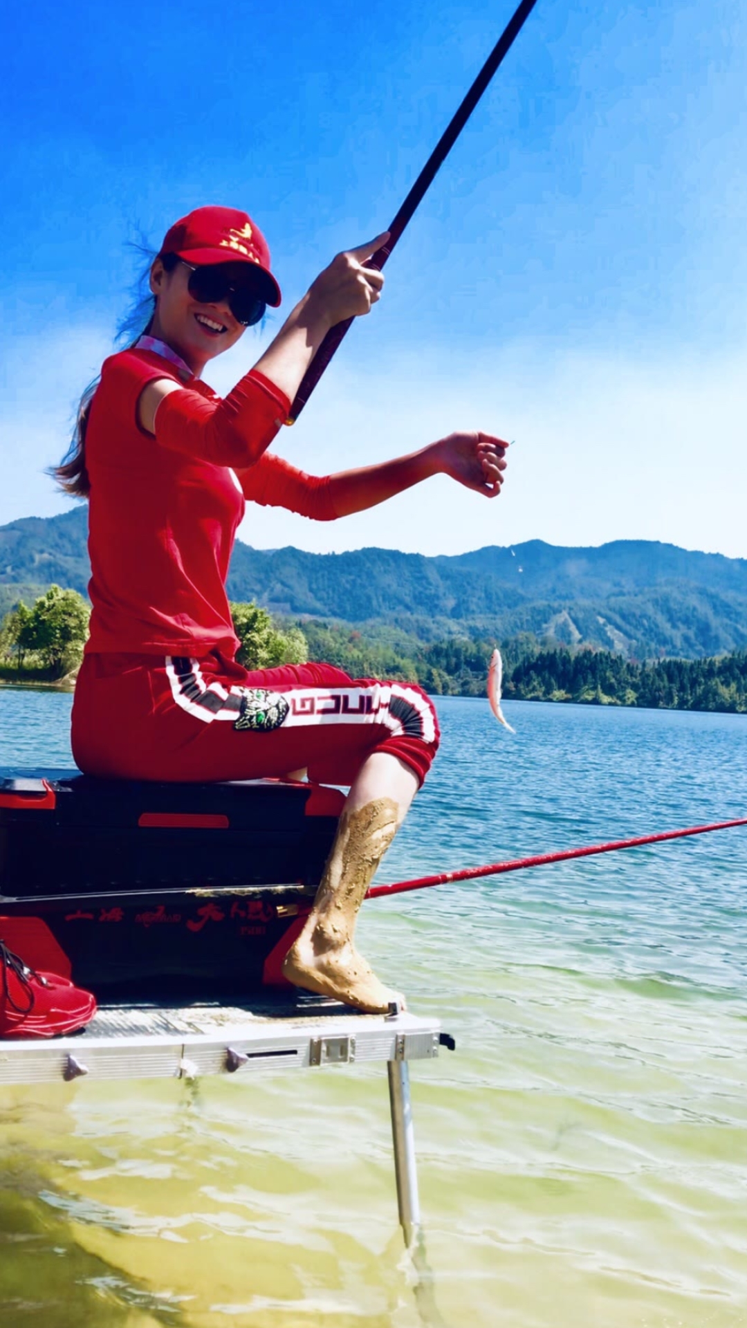 祝福李玲玲美女2020继续大鲫大鲤!