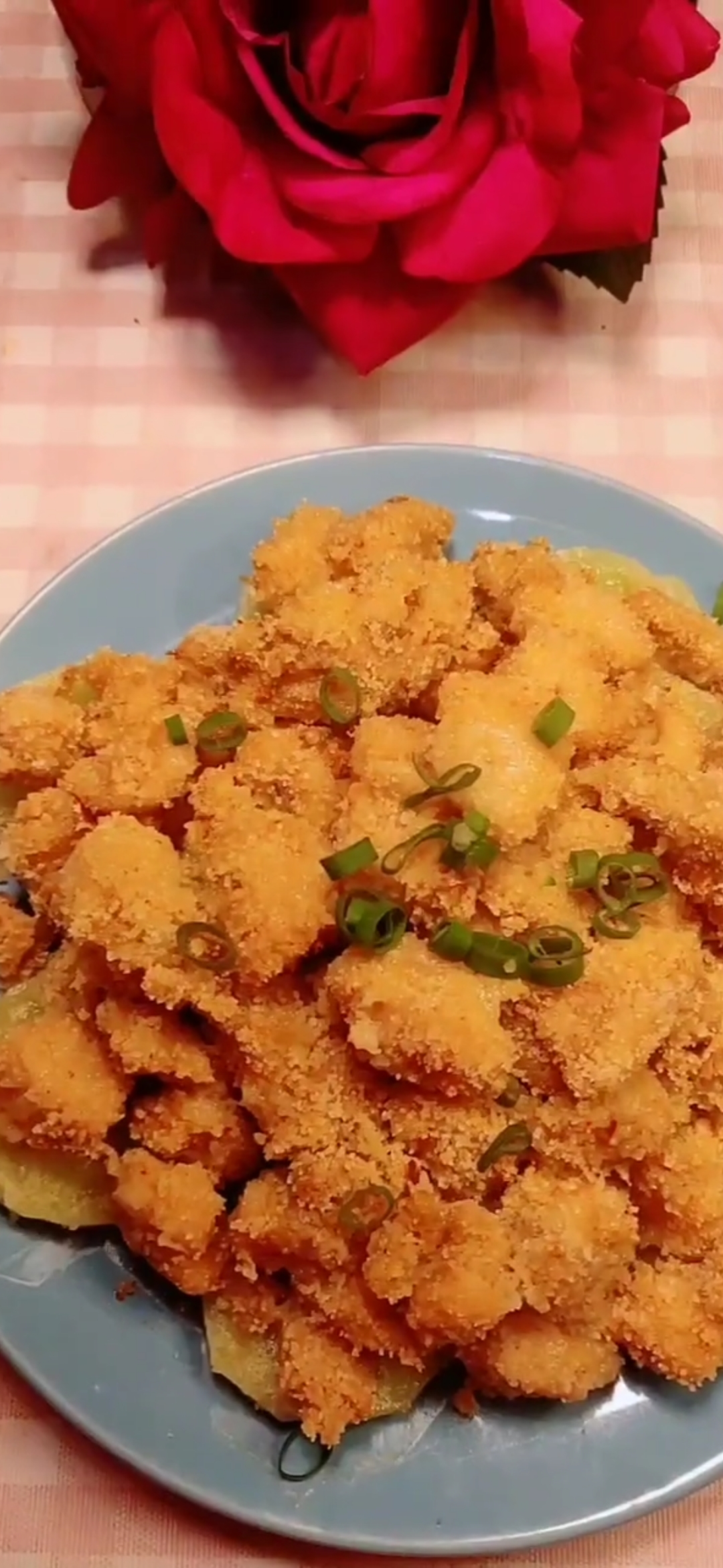 #全民好物节#小小的一片鸡胸脯肉。居然做出来这好吃。