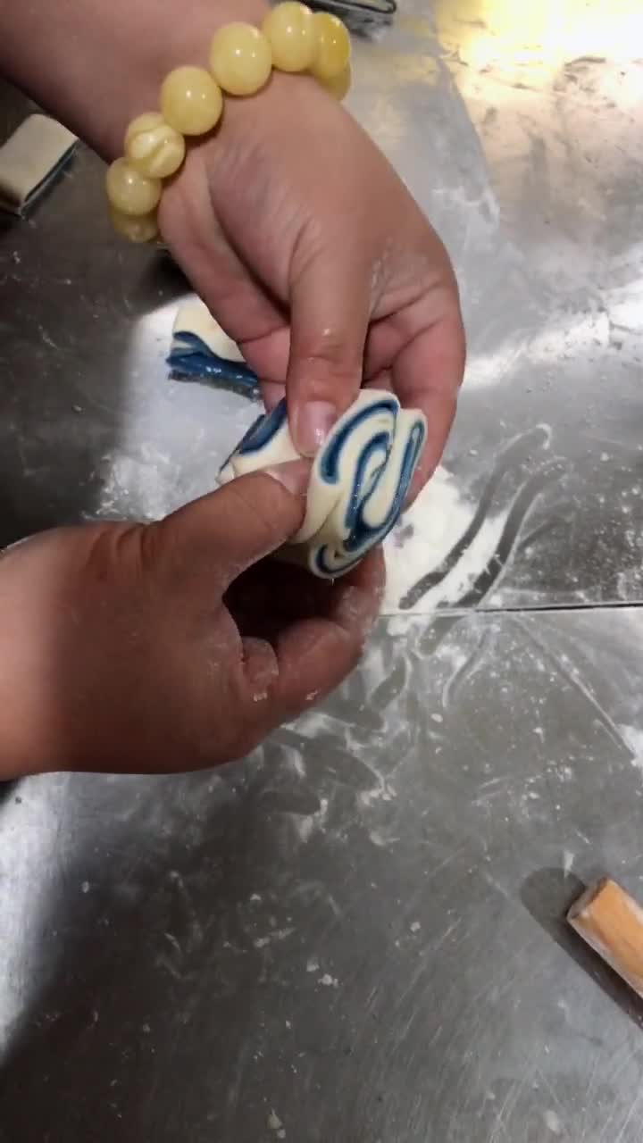 花卷的拧法