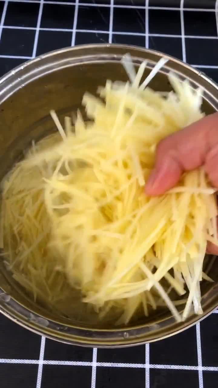 #美食教程#菜品每天更新炝拌土豆丝