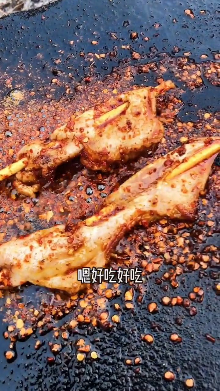 #美食趣胃计划 #没想到鸡肠子这么好吃,味道好极了