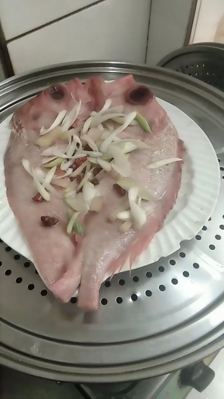 @全民小助手清蒸斑鱼