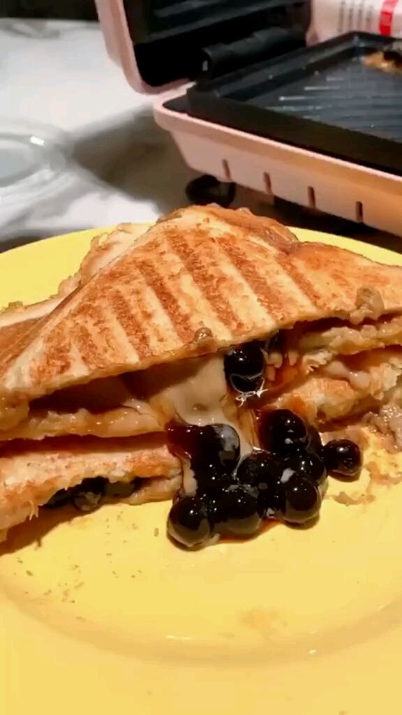 #在家做喜茶吃吐司吗还是会爆浆的那种!#搞点蛋糕778