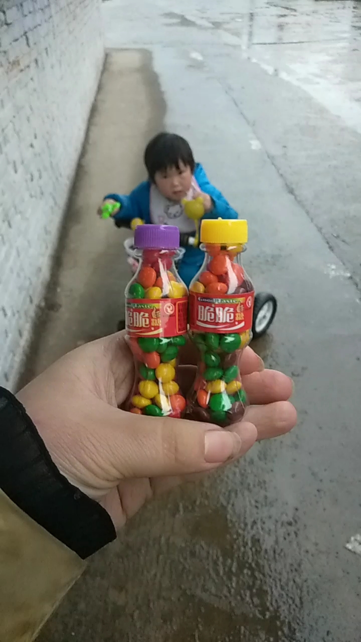 吃啤酒巧克力啦!