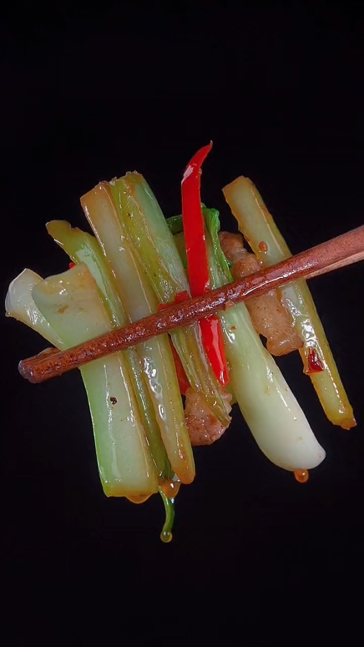 青菜梗这样做,香辣有味,好吃又下饭!# 下饭菜