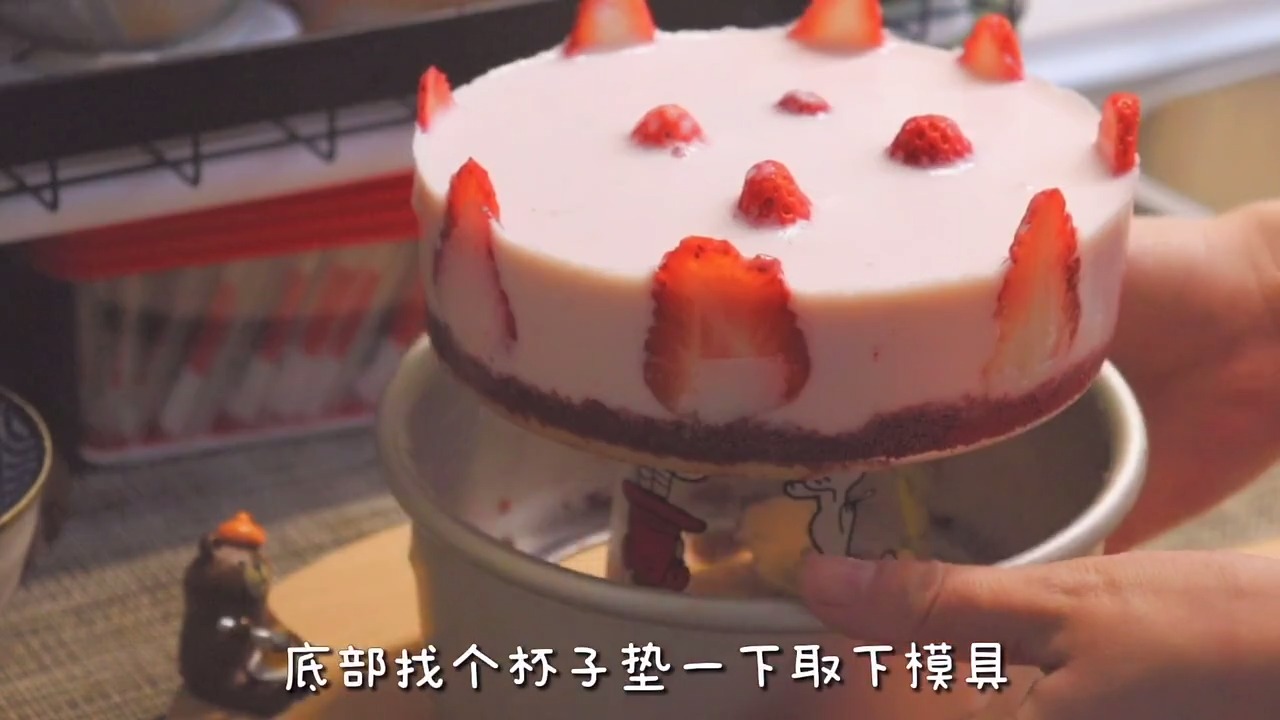 #自制家庭美食#你们爱吃奶油蛋糕,还是慕斯蛋糕呢?