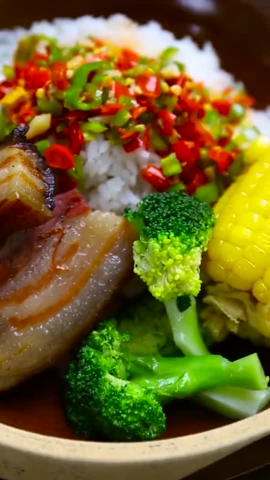这会是你吃过最好吃的腊肉饭!