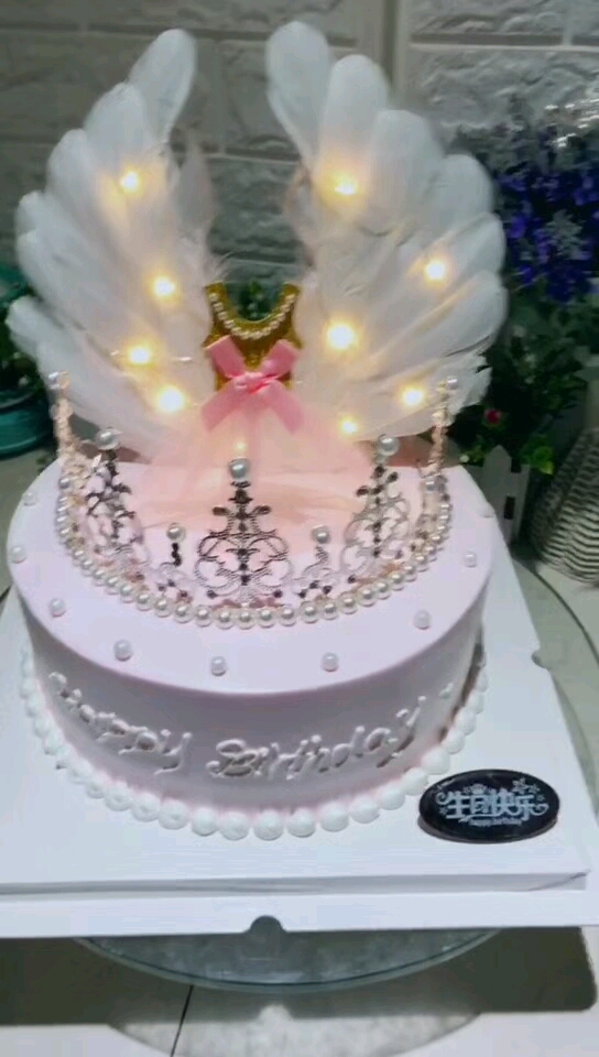 天使的翅膀皇冠款蛋糕