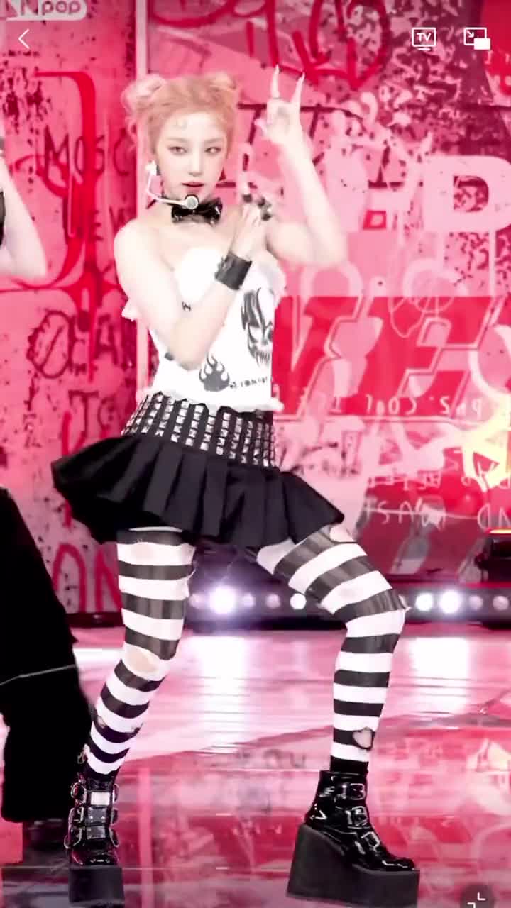 TOMBOY直拍,封神了!这是什么鬼马精灵