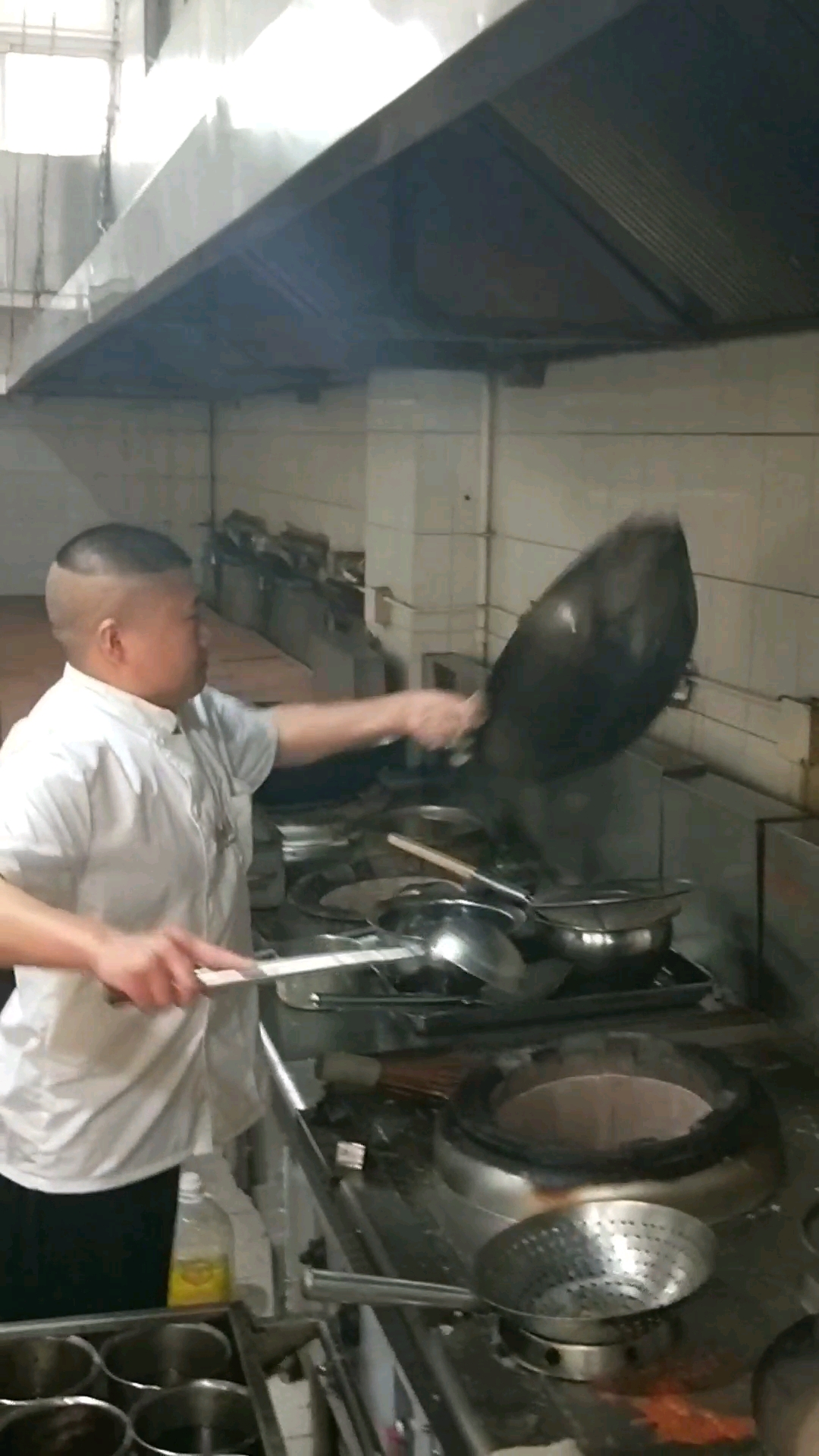 煎鲤鱼做个豆腐萝卜丝汤