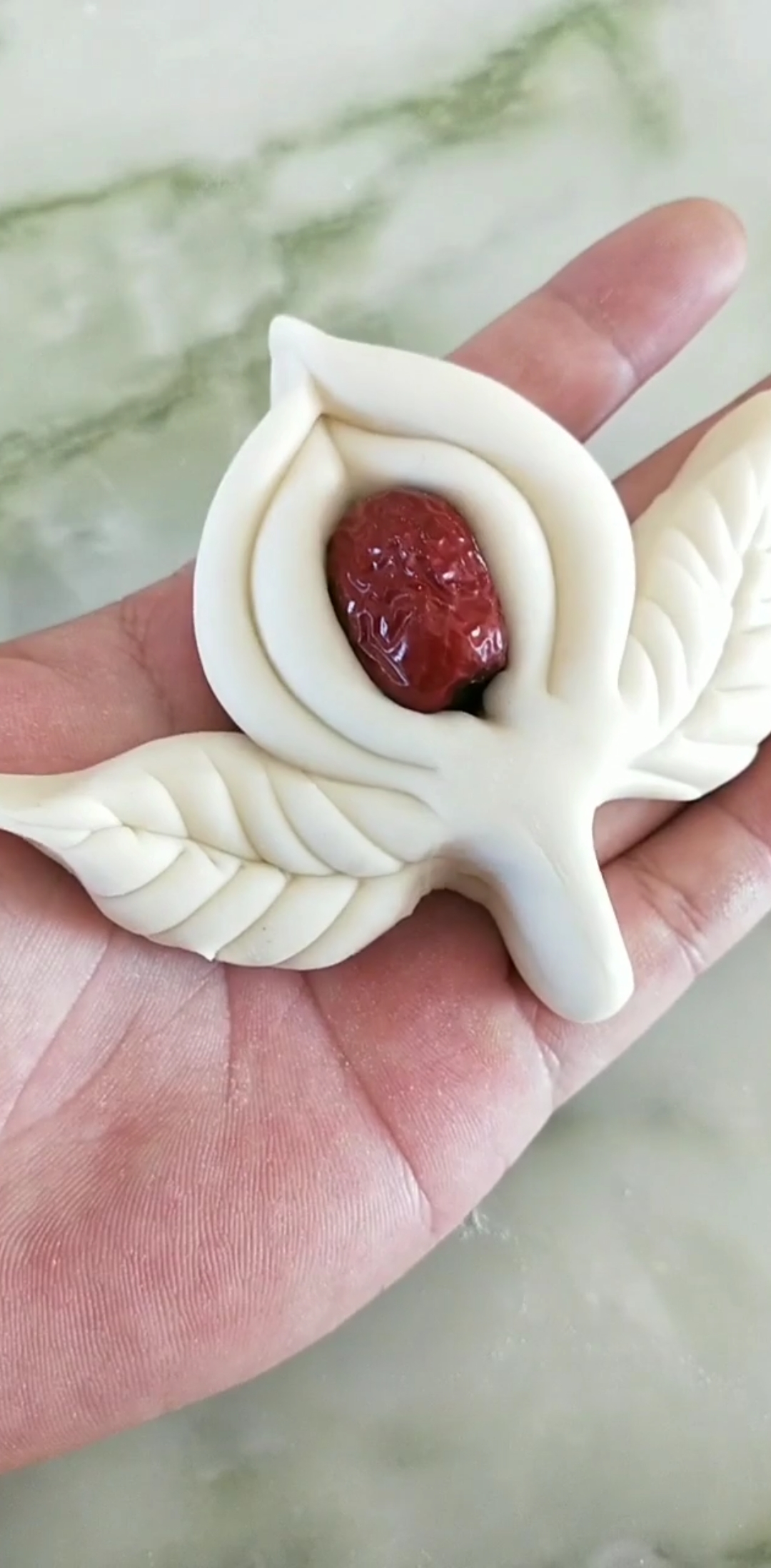 #家乡特色美食#简单易学的桃子馒头。祝视频前的您福寿安康