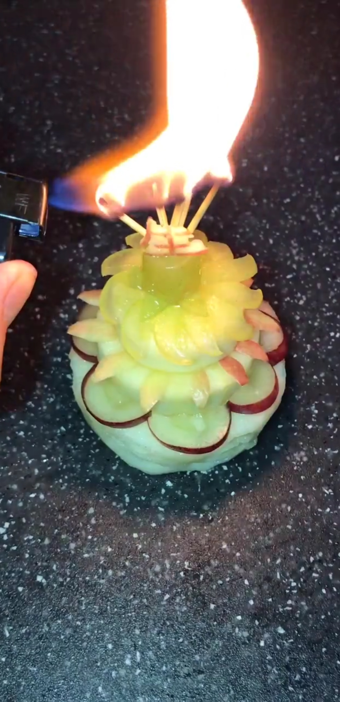 #自制家庭美食#非同一般的生日蛋糕