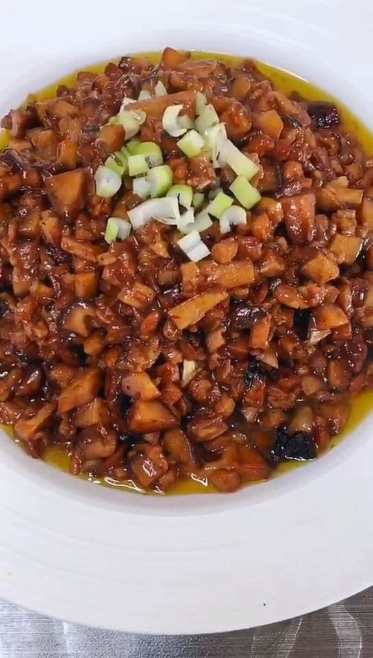 #美食看中国#香菇肉酱这样秘制,味道鲜美,做法还简单,学会后吃饭不再愁