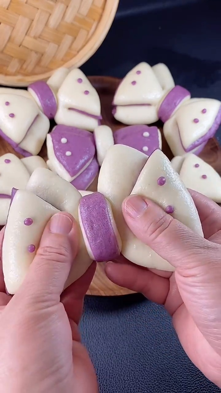 #美食记#蝴蝶结花样馒头