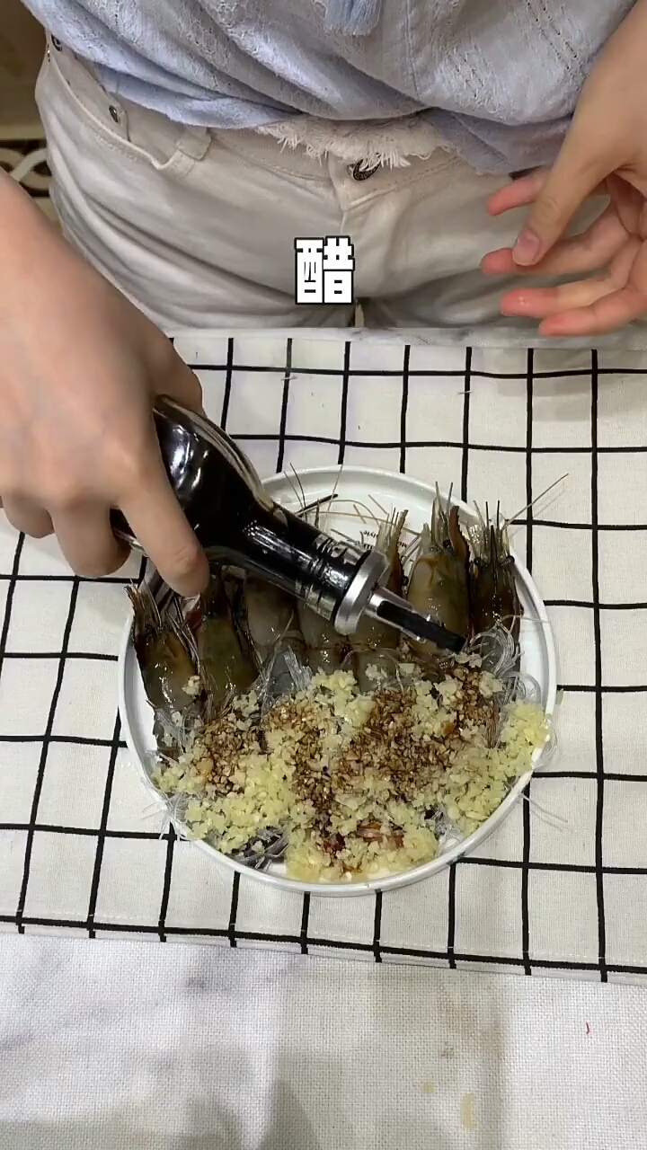 #食神大PK#蒜蓉大虾，蒸一蒸就行的宴客菜
