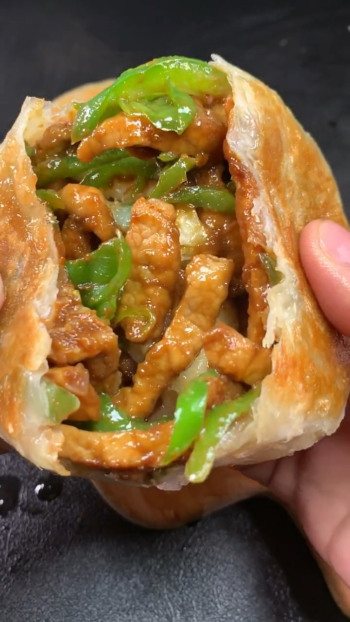 #青椒肉丝馅饼#手抓饼新吃法