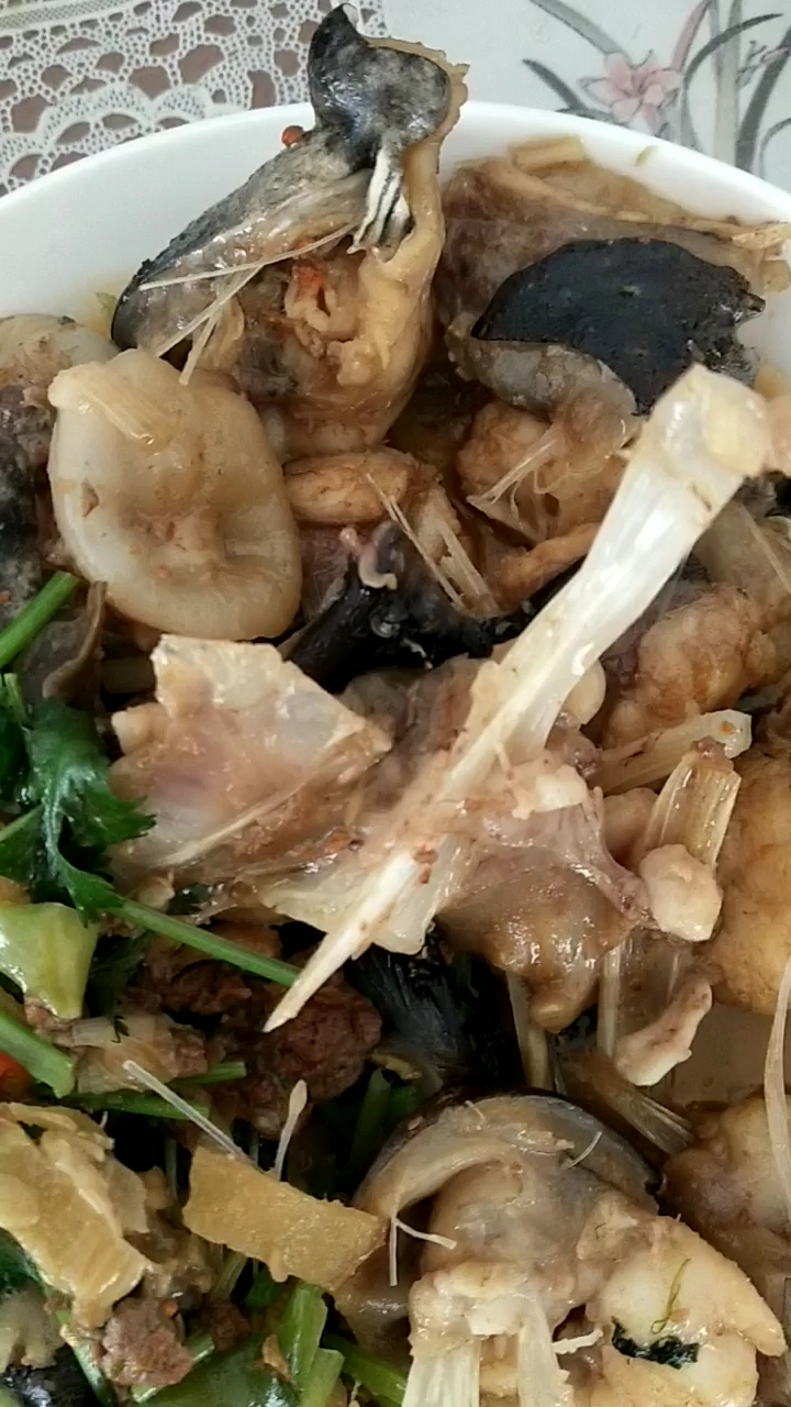 丰盛的午餐