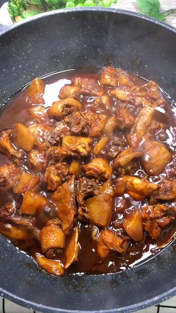 #秀出你的拿手菜#鸡肉这样做，比黄焖鸡好吃多了