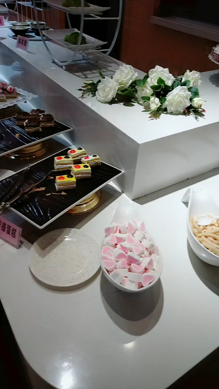 现在的糕点都这么多花样