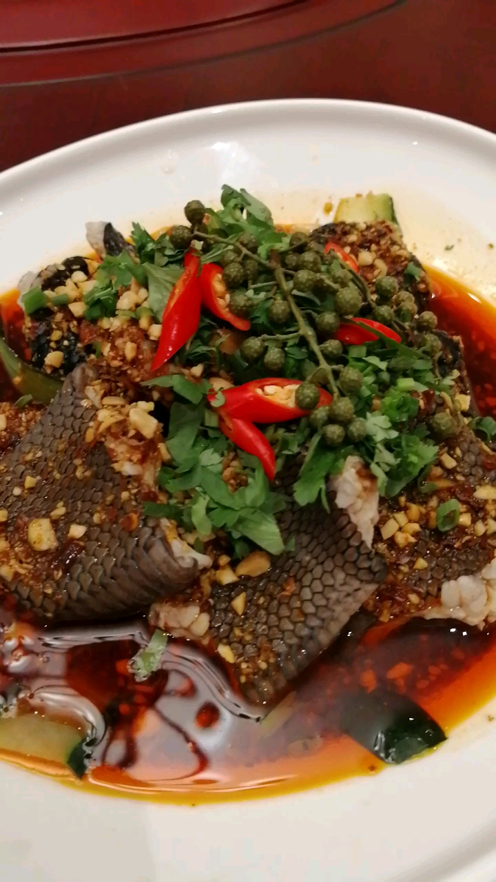 #我的秘密食谱#第一次吃川式麻辣蛇碌,太美味了,蝮记蛇宴还有好多菜哦,你喜欢哪个?