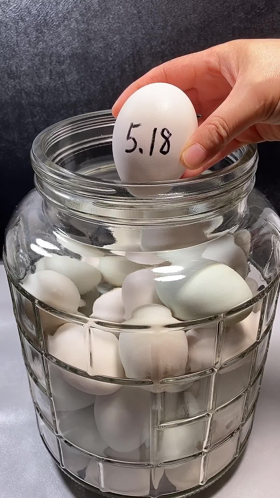 原创水腌咸鸭蛋的方法,比例精准建议收藏个鸭蛋克水克盐,按视频方法照做零失败!