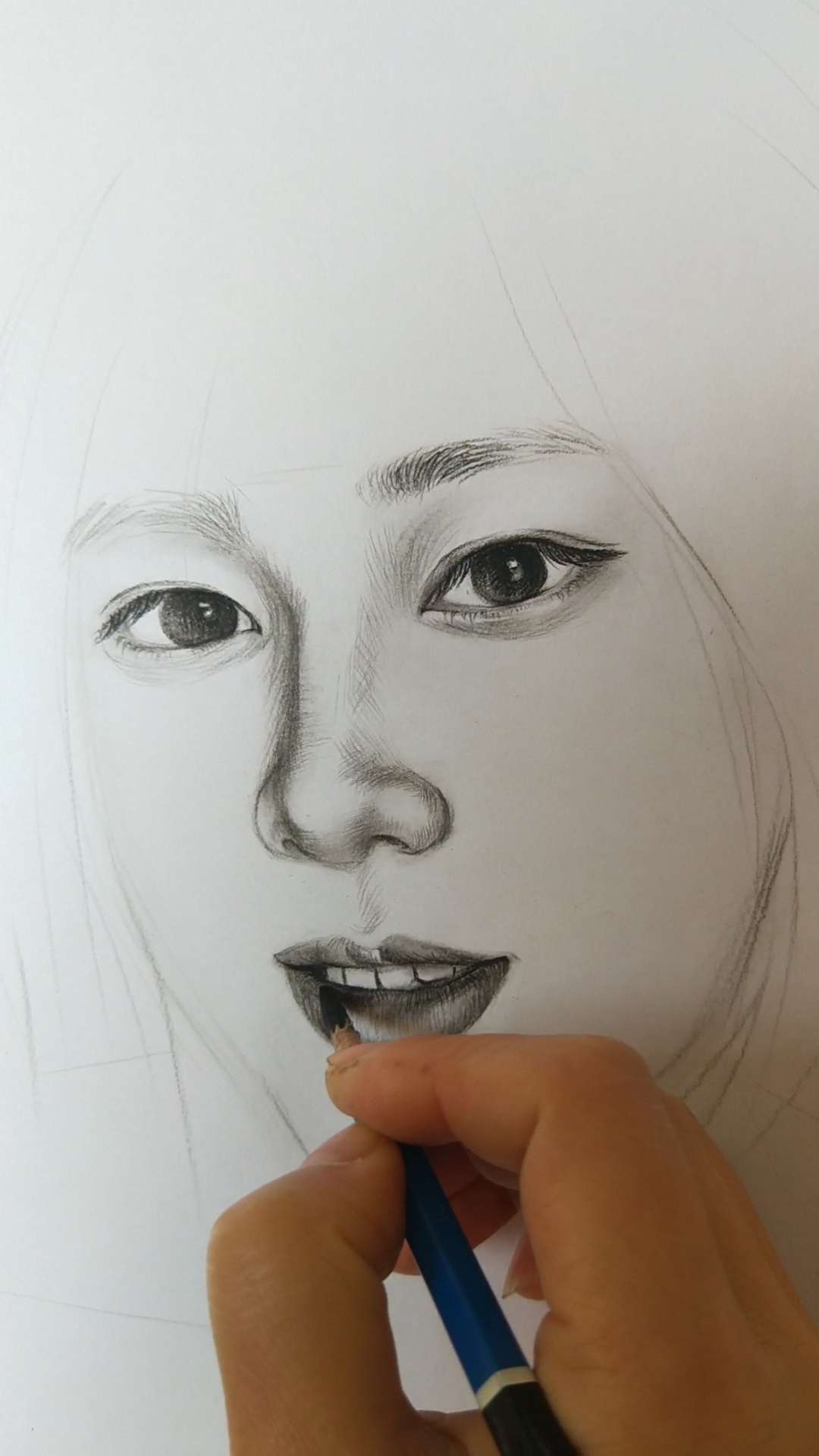#素描人物#正在画美女