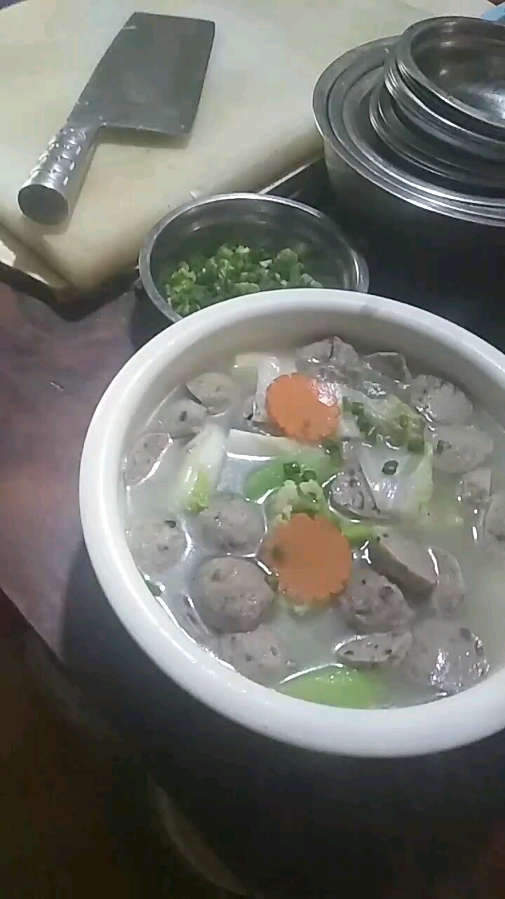 香菇贡丸汤做好了