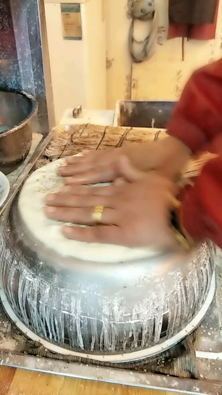 #全民正能量#香酥芝麻肉烧饼