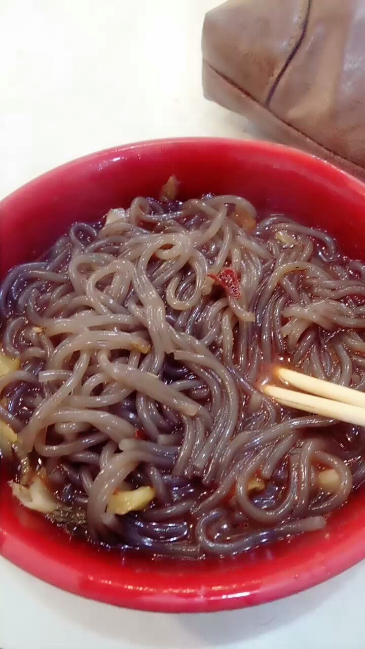清汤酸辣粉