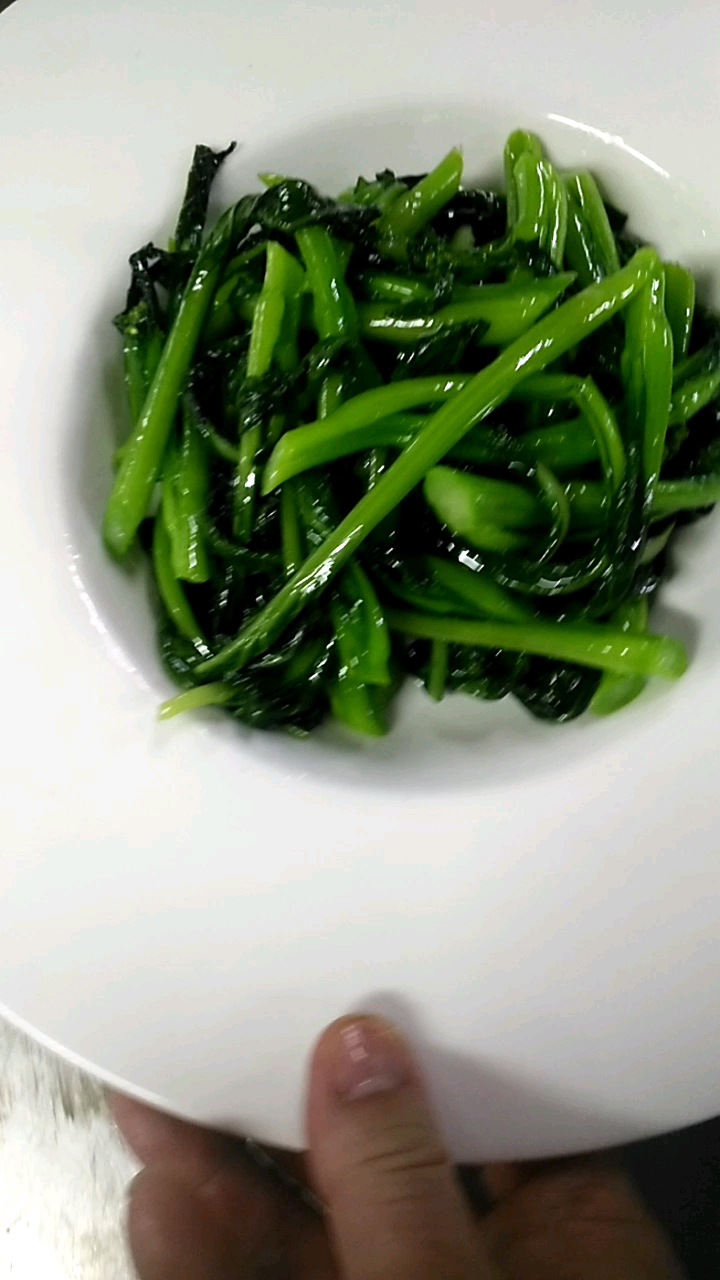 清炒菜心漂亮不。