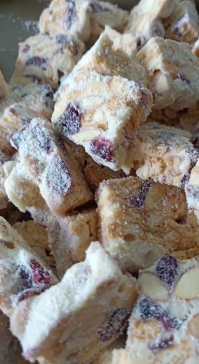 美味拉丝的雪花酥成品我的最爱