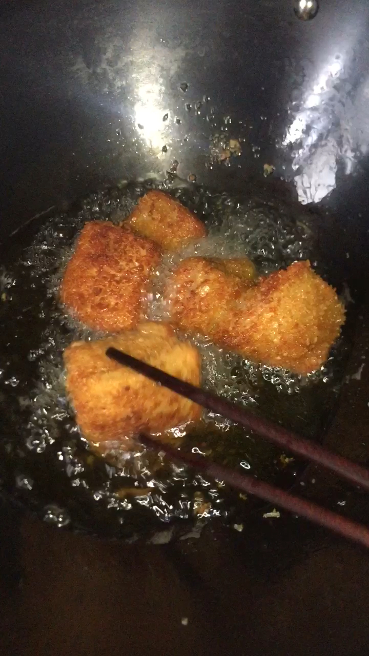 爽口肉这样做,酥脆香而不腻(^_^)