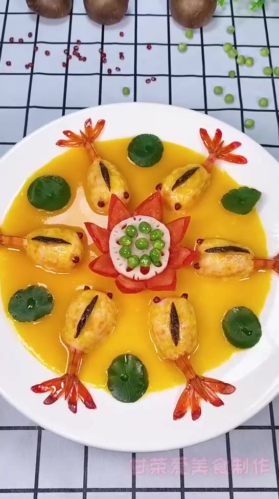 金鱼戏莲,诗情画意,一道养分油腻鲜美菜品