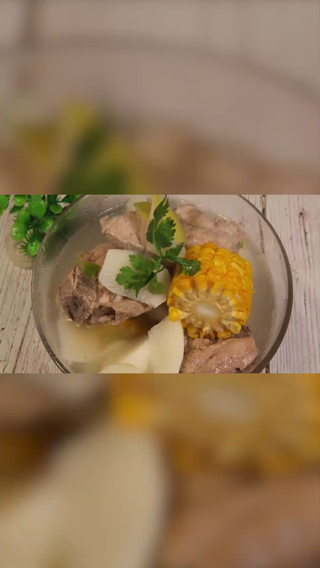 玉米山药排骨汤的做法