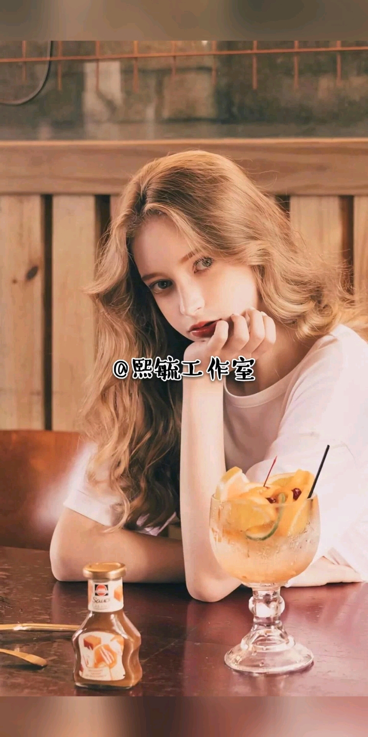 好看的壁纸奉上,点赞已阅~原图戳私信#熙毓工作室#