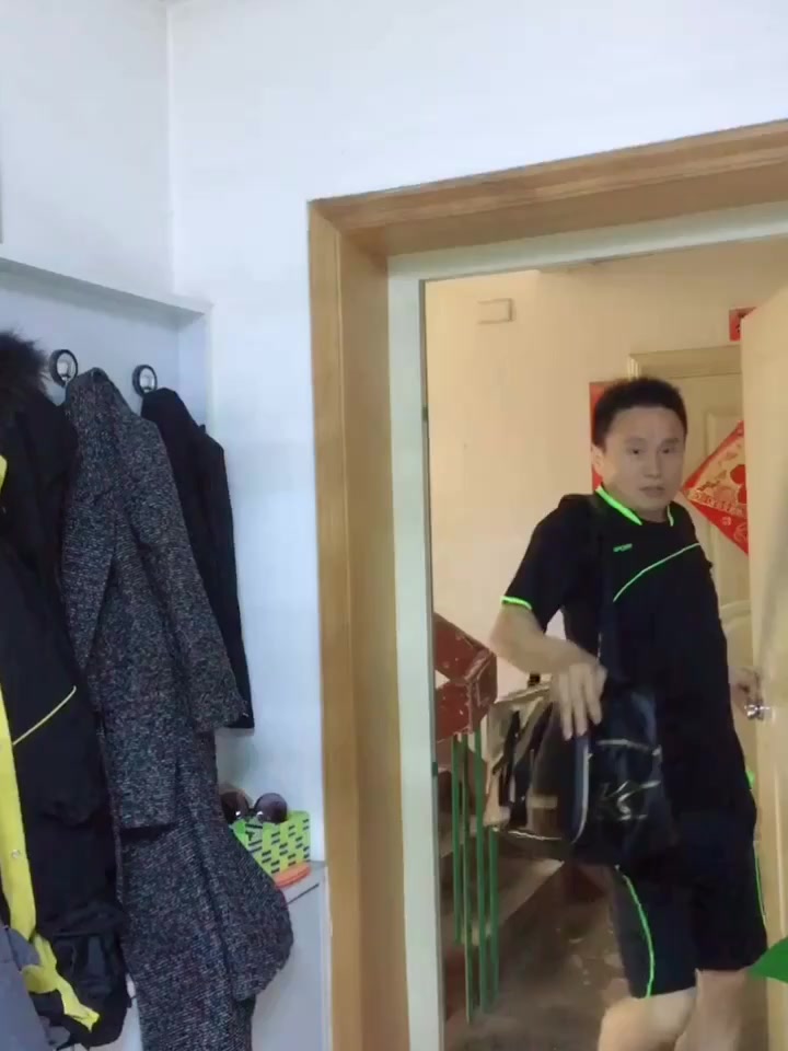 #搞笑段子#不要让更爱你的人心寒