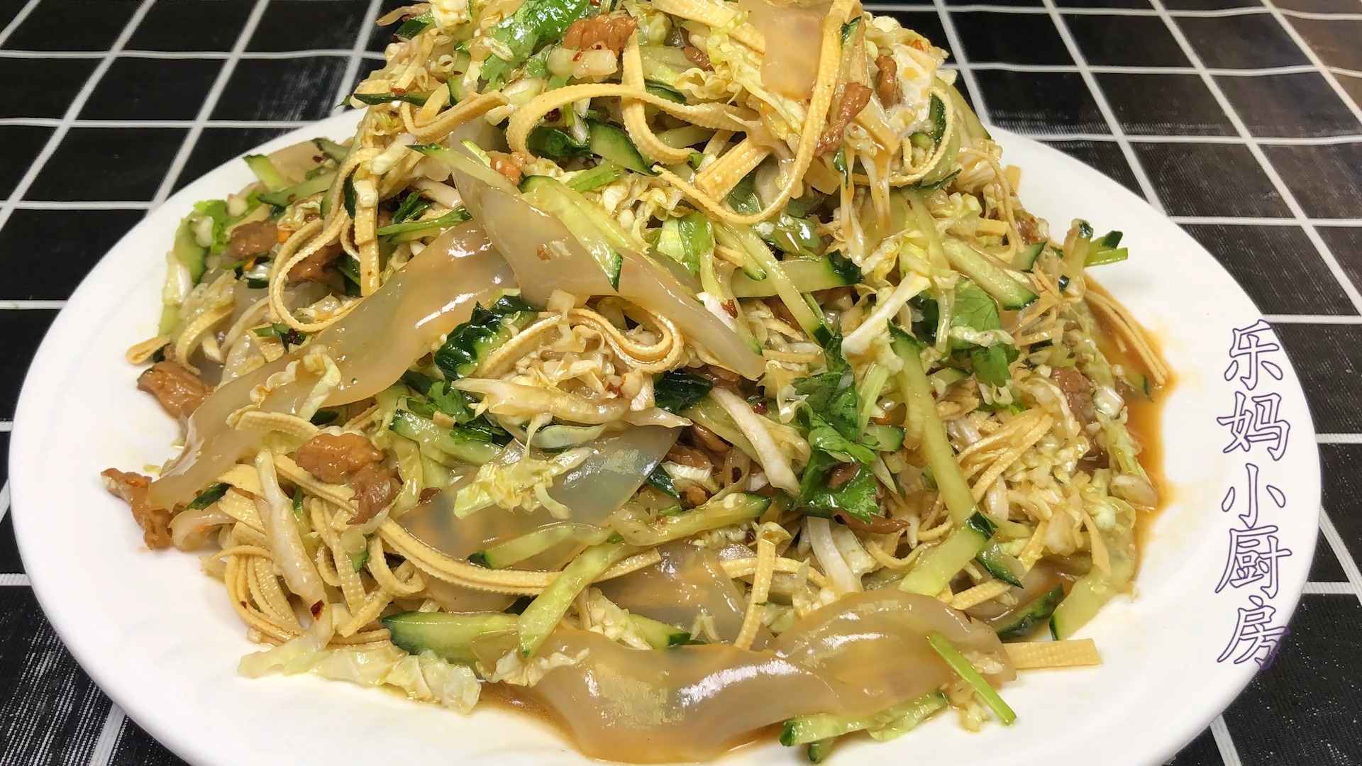 #美食#家常凉菜最好吃的做法,清脆爽口,开胃下饭,一次一大盘不够吃