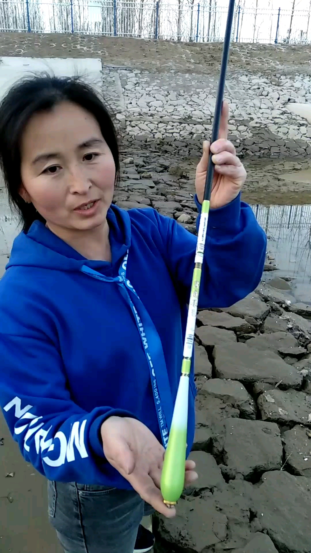 狼王鲫鱼竿,比香烟还要细,2.7至6.3米