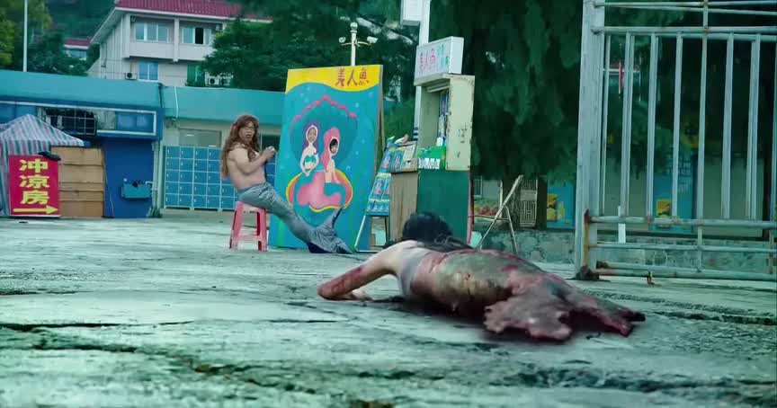 美人鱼:美人鱼命悬一线,邓超及时赶到,一个“公主抱”送回大海!