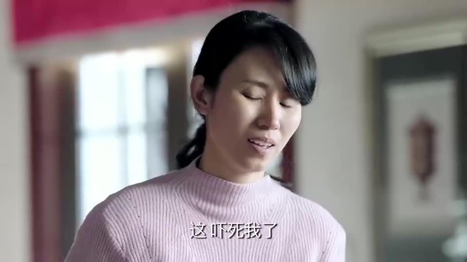 鸡毛飞上天:保姆嘴上没个把门,富二代忍无可忍,当场对保姆发飙