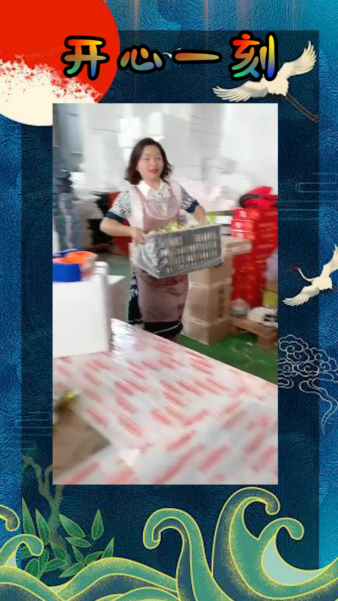 #我要上热门#新鲜出炉的双黄蛋,流油好吃,是两个黄的咸鸭蛋哦!