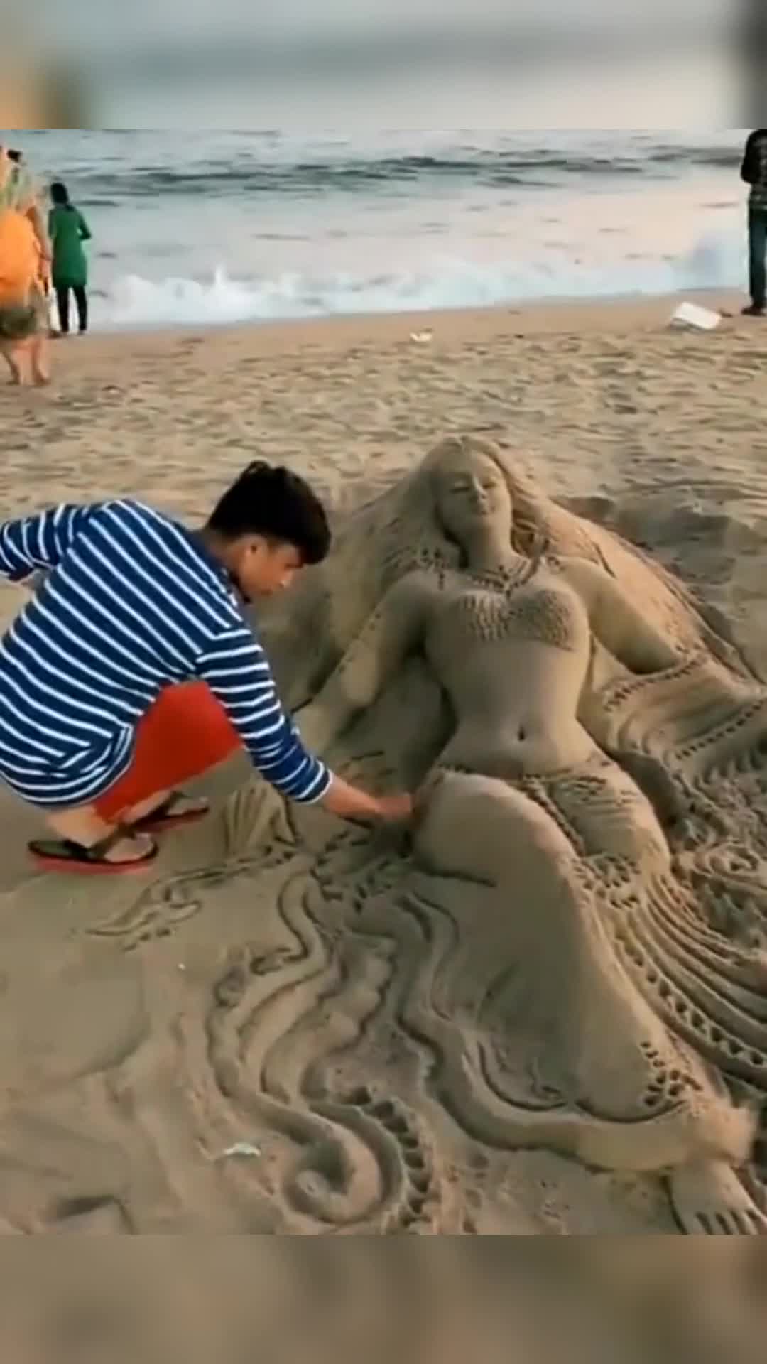沙雕美人鱼,真的厉害!新一代手艺人