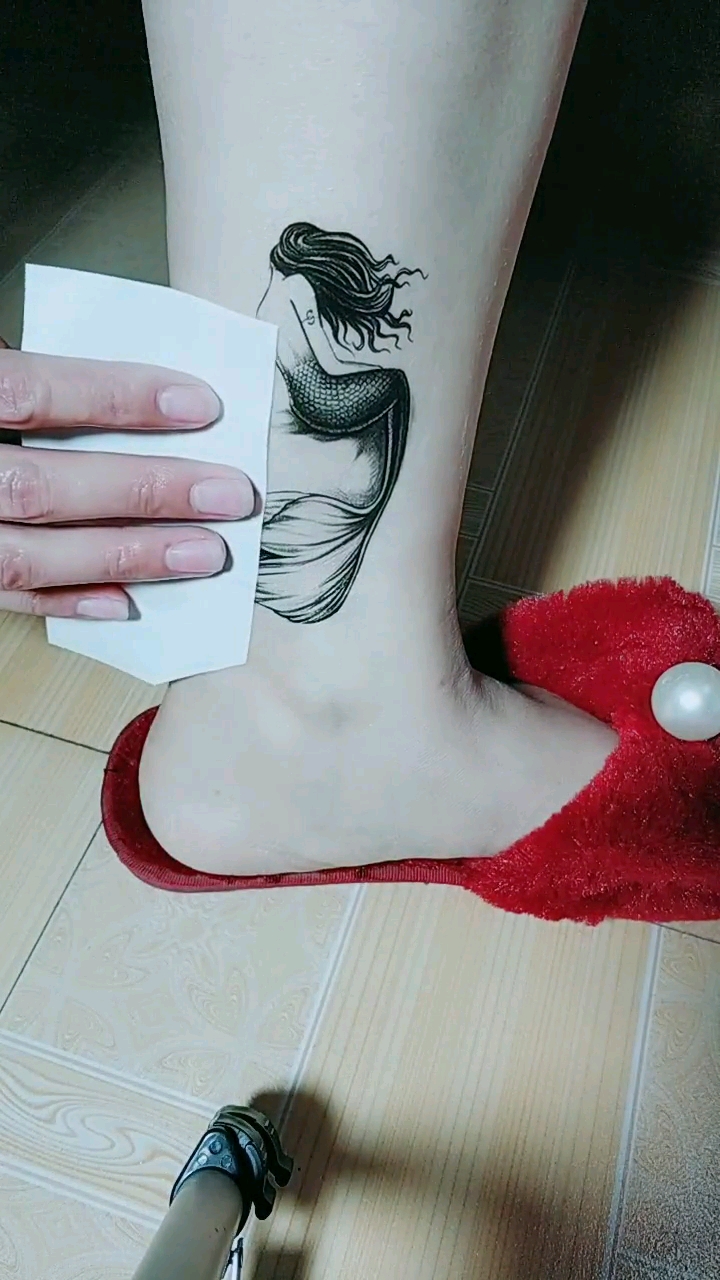 美人鱼,这样贴着纹身不疼