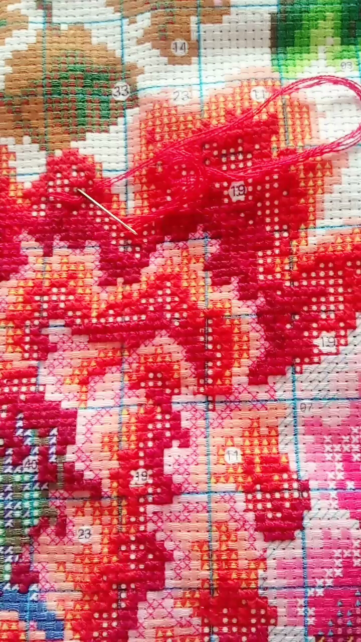 《富贵花开龙凤呈祥》接着绣十九号线