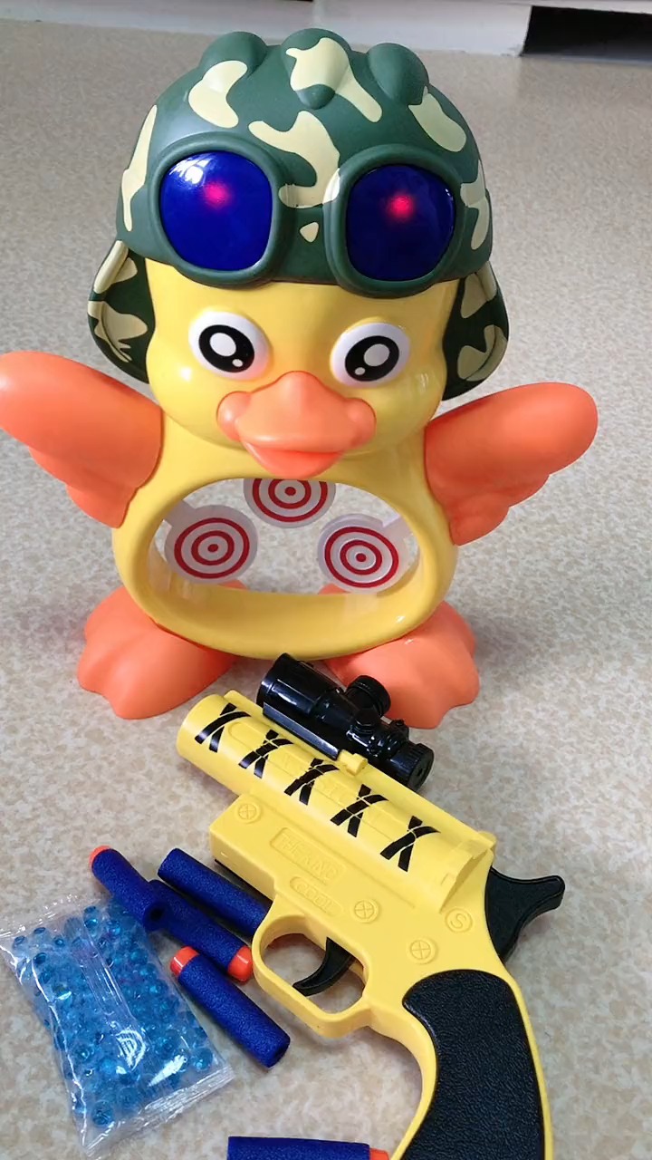 这是一只欠揍的鸭子!